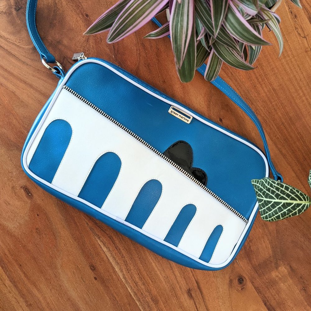 Rare! Gilson Martin, Rio de Janeiro shoulder bag!!!